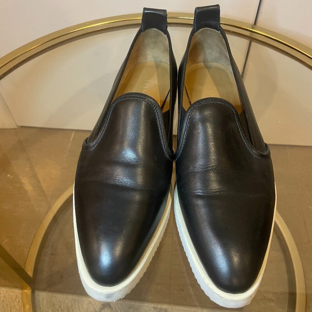 Everlane The Leather Street Shoe – Size 9.5 Black Slip‑On Pointy Loafer Sneaker